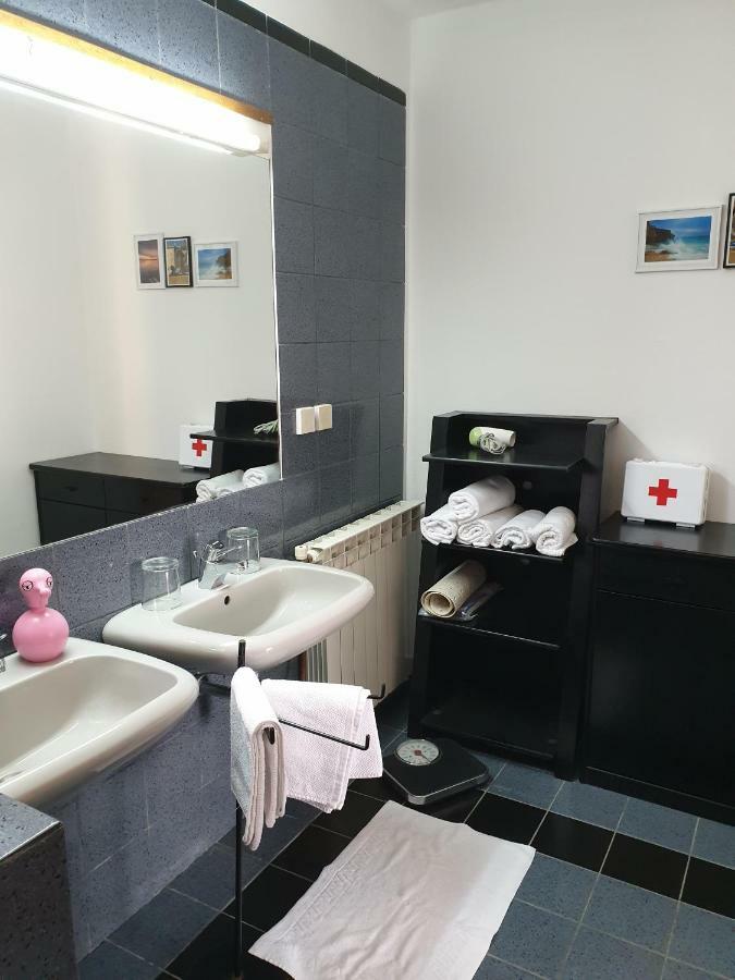 Room Bm พูลา ภายนอก รูปภาพ